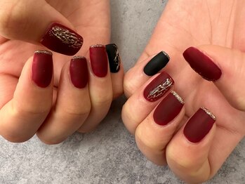 エムスラッシュ ネイル センター北店(M.SLASH)/シックなボルドー