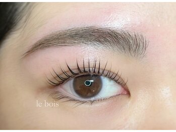 ルボイス(le bois)/眉とまつ毛