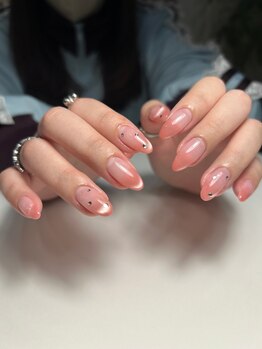 ペタロ(Petalo)の写真/温かみのあるアットホームサロンでマンツーマン施術♪ワンカラー60分のスピード◎高い技術力も人気の秘訣☆