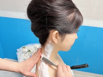 ラファエル 立川店の写真/【えり足+背中全体シェービング】肩甲骨の下までシェービング！肌見せドレスが似合うスベスベ美肌に☆