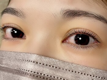 アム アイラッシュサロン(amu)の写真/ナチュラルなのに印象的な目元♪韓国で話題のブラックティントで自まつげを濃く、より艶やかに◇5600円～