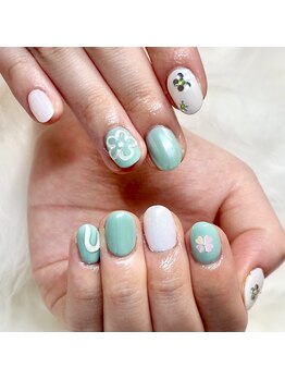 マイオティック ネイル(miotic nail)/ミントグリーンフラワーデザイン