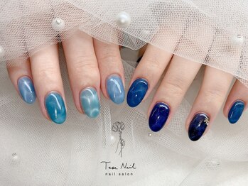テセネイル(Tese Nail)/水面マグネットネイル♪