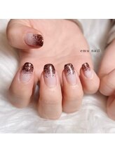 エム ネイル(emu nail)/ラメグラデーション