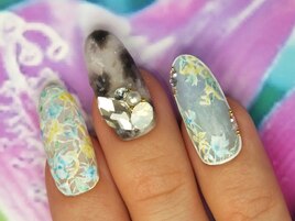 甘い花柄を大人っぽく♪が気分☆