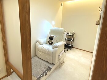 ルッカ(LUKKA)/Eyelashフロア内観