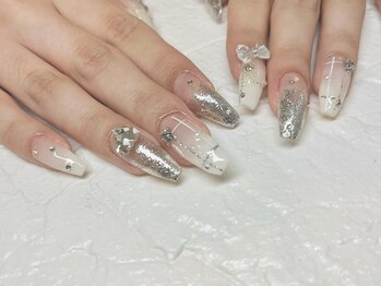 バズネイル(VAZ NAIL)/