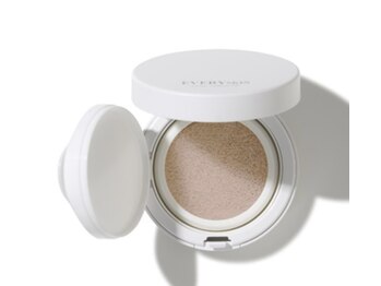 オリエンス(oriens)/素肌のような軽やかな仕上がり