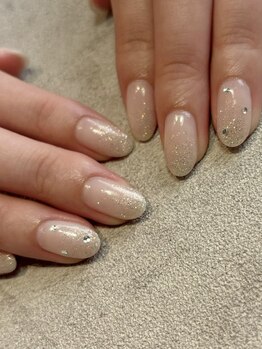 ラメグラデーションネイル