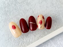 オリカ(OLIKA)/チューリップ柄ネイル