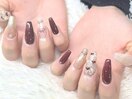 女子力アップボルドーネイル