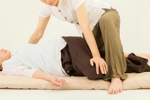 【なお限定】タイ古式ゆるみストレッチ　90分 \9000→　\6400