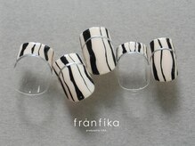 フランフィーカ(franfika produced by FIKA)の雰囲気（絶妙な「ひとクセ」で人と被らない。パラジェル・フィルイン）