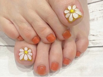 ユニックス サロンアンドスパ UNIX Salon&Spa 浦和美園店の写真/≪フットバス付★≫足を出す季節にはフットネイルを◎可愛いキレイ×ケアの同時施術でモチベーションUP！