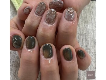 ネイルアンドアイラッシュ マックスケリー 福岡(MAXKELLY)/90分アートコレクション