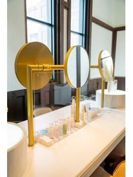 シャルル ストア 京都三条通(Chaleureux Store)/テスターブース