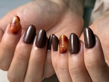 2本アート　¥8.000