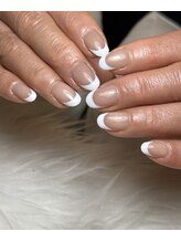 ロイヤル ネイルサロン(Royal nail Saloon)/美フレンチネイル