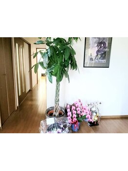 仕事帰り・早朝OKのサロン