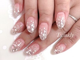 ビジューネイル