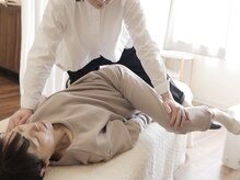 氣生/肩こり/腰痛/頭痛/むくみ/姿勢