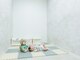 KOA お顔そりフェイシャルケア&まつ毛パーマアイブロウ枚方店の写真/キッズスペース完備でお子様連れも大歓迎♪完全個室だから周りを気にせず自分だけの美容時間を満喫