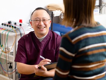 クローバー鍼灸院/カウンセリング風景