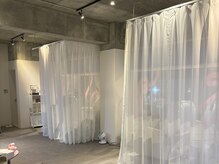 エル('L)の雰囲気(半個室のリクライニングチェアで快適に♪那覇マツエクサロン)