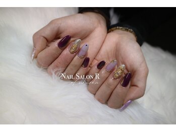 ネイルサロン R/スタイリングコース