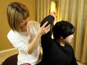 スリー(3three)/硬い身体も