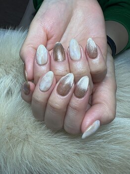 ヘアーアンドネイル ルシア(Hair&Nail Lucia)/マグネットフレンチ