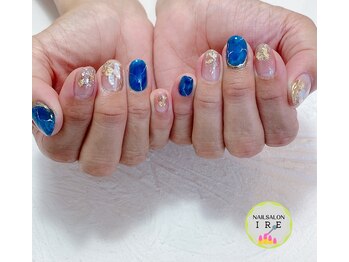 イーレ(IRE)/ブルー