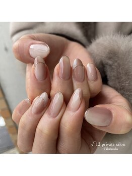 ルート12/上品ネイル