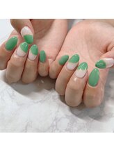 ブラン(blanc)/変形フレンチネイル