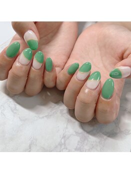 ブラン(blanc)/変形フレンチネイル