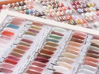 ブリスネイル 千歳(Bliss Nail)の写真/＼カラー約1000種類&マグネット約400種類／圧倒的カラーの数で選べる楽しさ◎カラー迷子さんも納得！