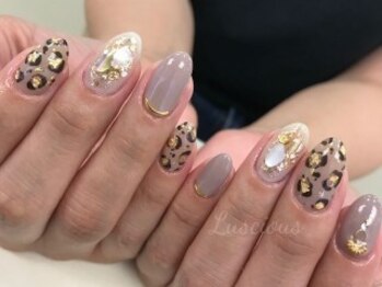 ラシェスキタモト (luscius kitamoto)/ニュアンスレオパードネイル