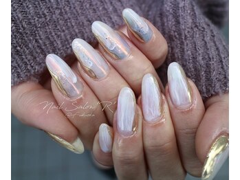 ネイルサロン R/スタイリングコース