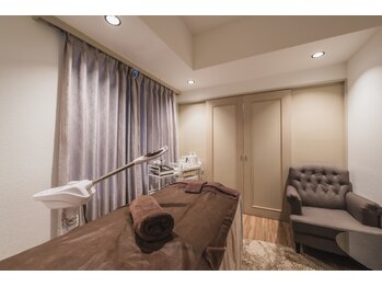 トランザット 代官山 中目黒 恵比寿本店(TransATT)/アイブロウ[眉毛/眉毛サロン］