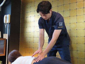 メディカルジャパン 吉祥寺の写真/不調の早期改善【オーダーメイド施術】が当店人気★体の歪みや筋肉にアプローチし楽な身体に◎