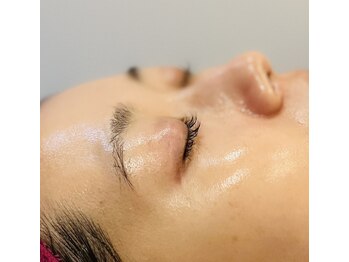 サロン ド ジェイブリス(Salon.de.Jbliss)の写真/ハーブピーリングで肌の底上げ磨き上げハリUP、ラミネーションピールで自然なツヤ肌をゲット！