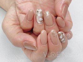 シンプルフラワーネイル