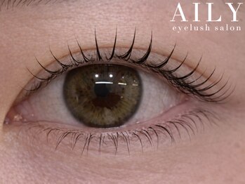 アイリー 梅田(AILY)/上下似合わせまつげパーマ