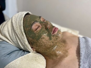 リボーン(be reborn)の写真/芸能人御用達【REVI】で本気の肌質改善！陶肌トリートメントで栄養を与え透明感のあるうるツヤ美肌へ♪