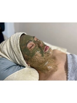 ホウレイ線・たるみ改善！予防ケア