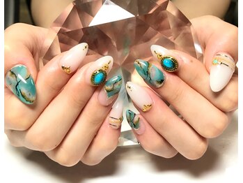 クインビー(Queen Bee)/【スカルプ】フリープラン