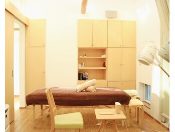 さかきばら健美鍼灸院/当院の内観~施術室~