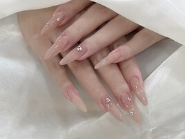 肌馴染み最高のちゅるんネイル