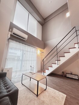 フジモトサロン 那覇おもろまち店(fujimotoサロン)/白を基調に清潔感溢れる空間