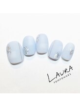 ローラポンポニー(Laura pomponnee)/